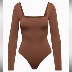 Aritzia Square Neck long sleeve bodysuit in brown